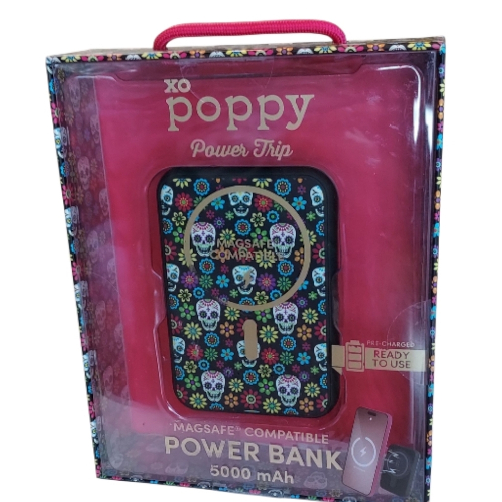 Power Bank And Power Cord Set XO Poppy Day Of The Dead Sugar Skull & Flowers NWT - Picture 2 of 7